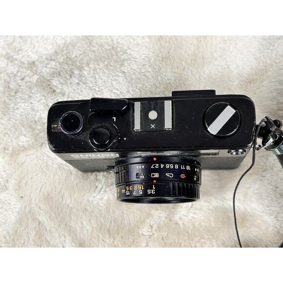 Chinon 35EE-ii Rangefinder Camera Made In Japan Vintage Film With 38mm Lens - Picture 2 of 7